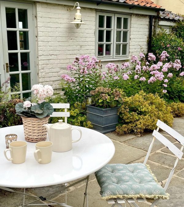 Copenhagen Cream Colour Mug - Image 2